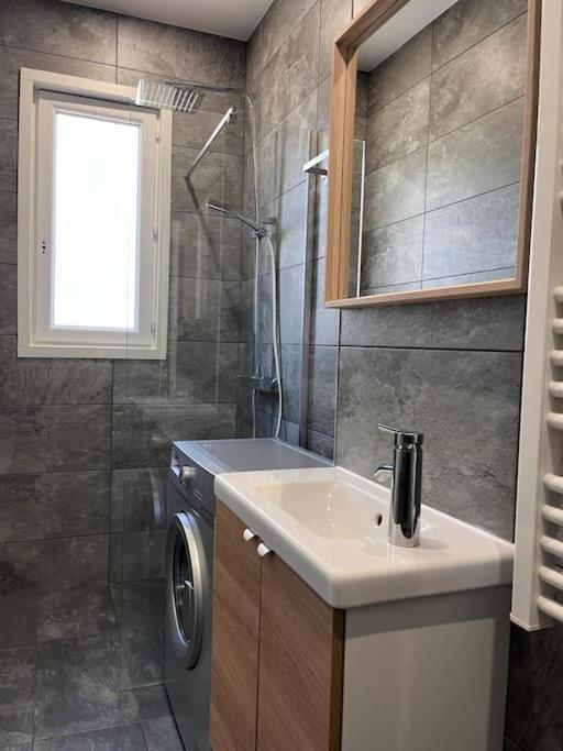 Le Pressense Apartment Venissieux Exterior photo
